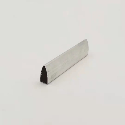 厚さ1.4mm 2.0mmのカーテン トラック プロフィールの柵のばねの管の底